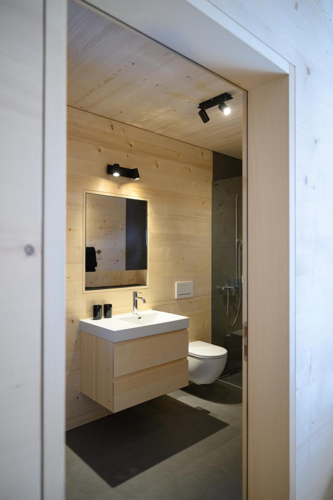 Mondholz Ferienwohnung Andermatt Kültér fotó