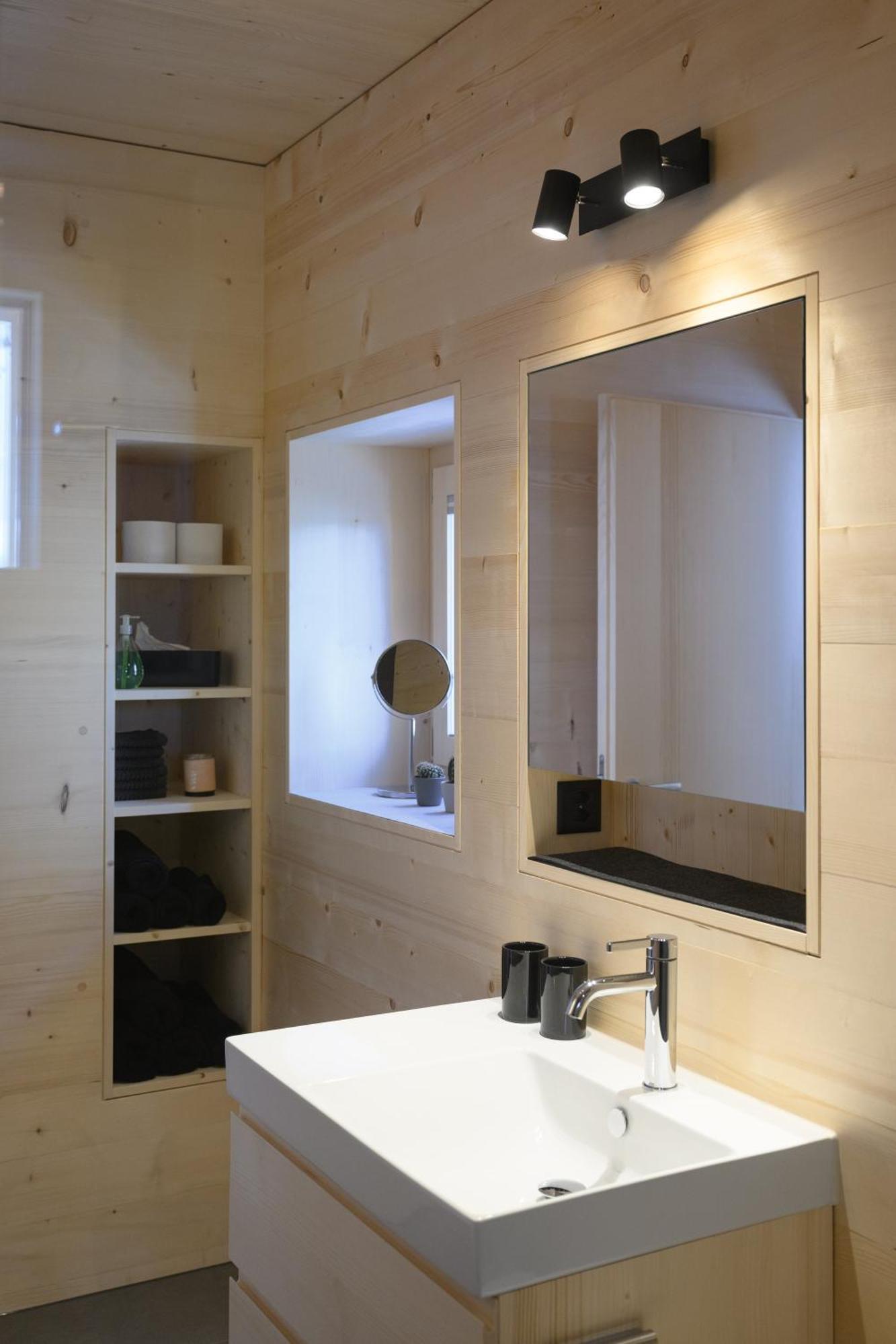 Mondholz Ferienwohnung Andermatt Kültér fotó